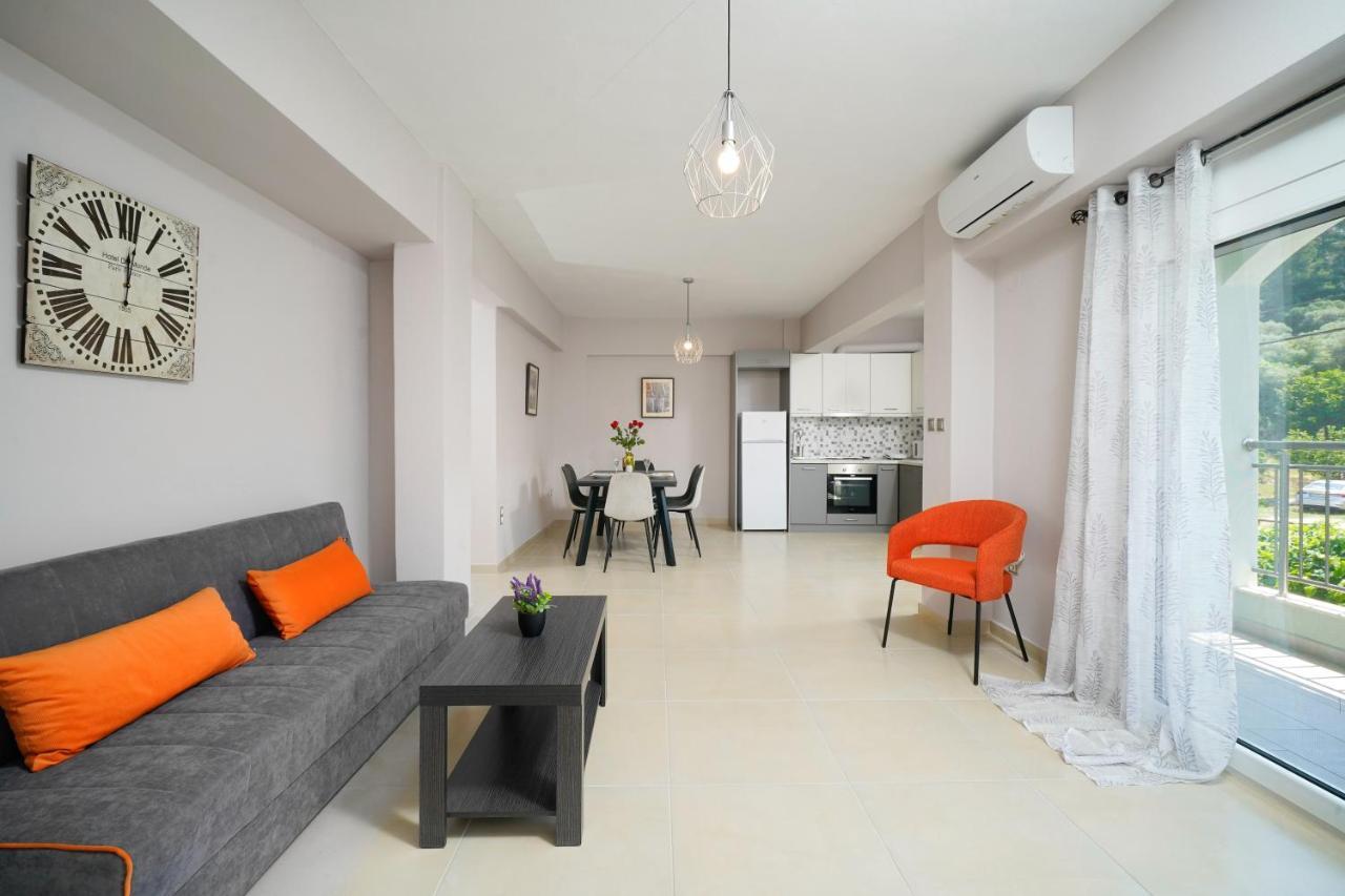 Zoi's House Apartment *